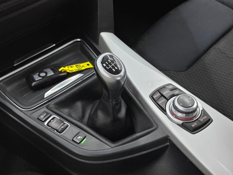 BMW Serie 3 2013, foto 17