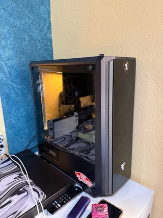 Caja PC Aorus Gaming RGB