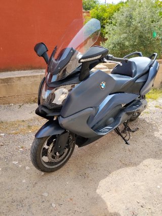 Maxi Scooter Negra y Azul