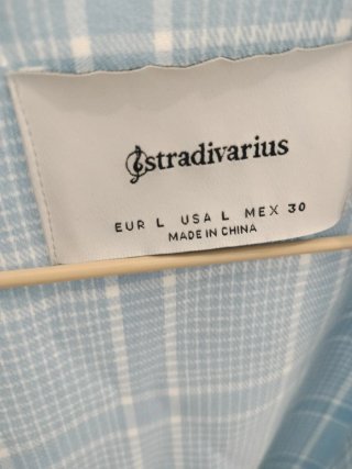 Blazer cuadros celeste Stradivarius Talla Única