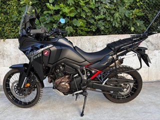 Honda Africa Twin 1100 Negra