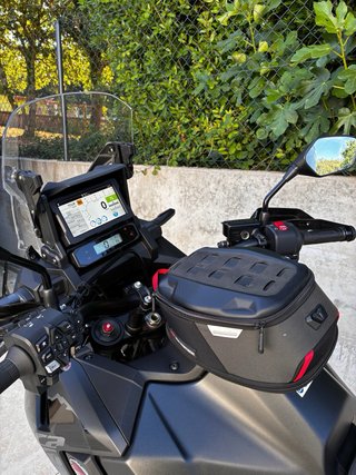Honda Africa Twin 1100 Negra