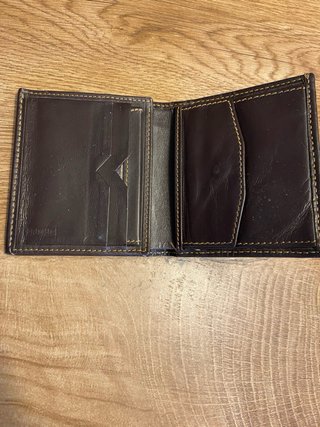 Dos carteras Pielnoble Negra y marron  Hombre