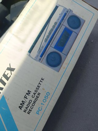 Radio Cassette Portátil Hortex PC-1050