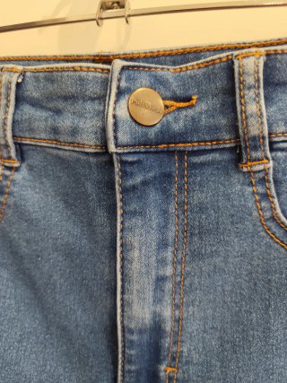Pantalón vaquero Pull and Bear Talla 38