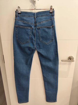 Pantalón vaquero Pull and Bear Talla 38