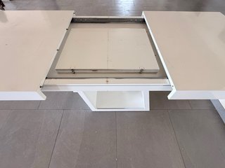 OPORTUNIDAD 1 semana!Mesa extensible blanca
