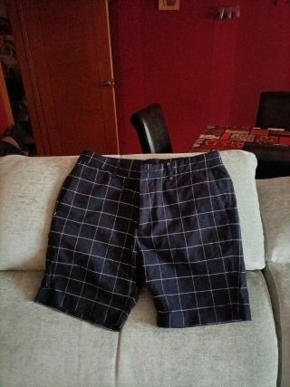 Pantalón corto Zara Man azul marino con cuadros