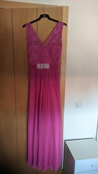 Vestido fiesta rosa encaje y pedrería T42