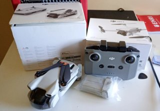DJI Mavic Mini 3 Drone con Control Remoto