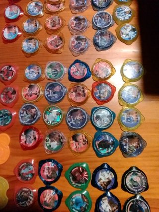 Tazos de fútbol variados