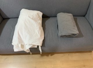 Funda sofá 2 plazas Ikea una blanca y otra gris