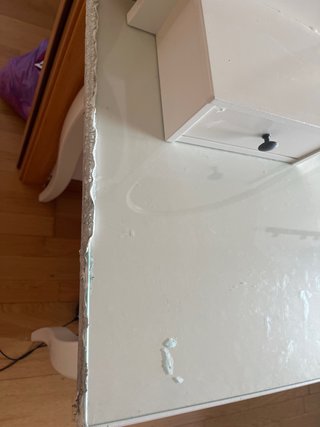 Tocador blanco con espejo y cajones