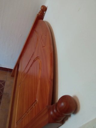 Cabecero de madera maciza 100cm. POCOS DÍAS