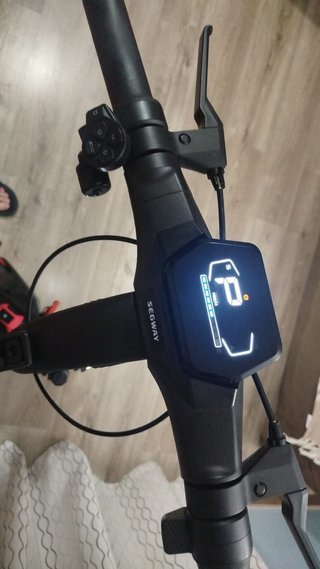 URGE ---Patinete Eléctrico Segway Ninebot ZT3 Pro