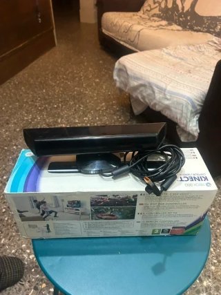 Microsoft Kinect Sensor Xbox 360 con Caja