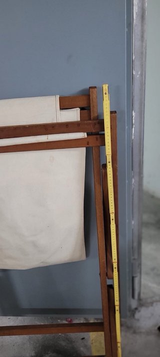 Tumbona plegable de madera y tejido beige