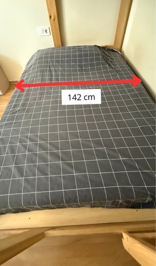 Cama litera de madera con cajones