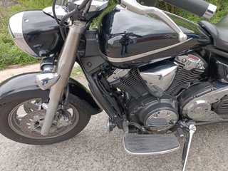 Yamaha XVS 1300A Midnight Star