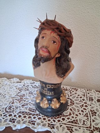 Figura Cristo con corona de espinas