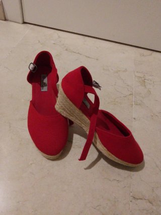 Zapatillas esparto rojas