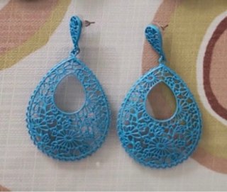 Pendientes largos azules y no pesan