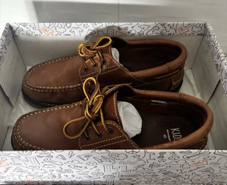 Nauticos de cuero marrones talla 40