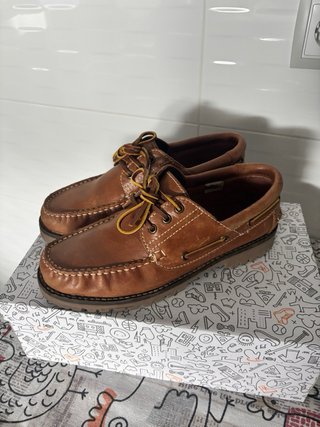 Nauticos de cuero marrones talla 40