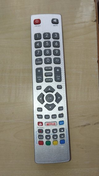 Mando a distancia TV universal