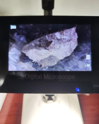 Kimberlita con Diamantes naturales