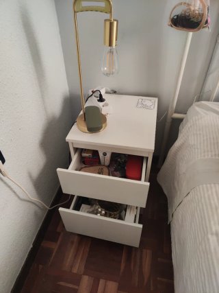 Mesita de noche Ikea blanca