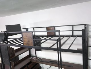 Litera con escritorio metal y madera