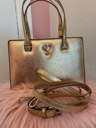 Bolso Lola Casademunt daurat metal·litzat.