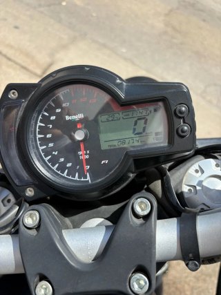 Benelli BN 600 R Negra