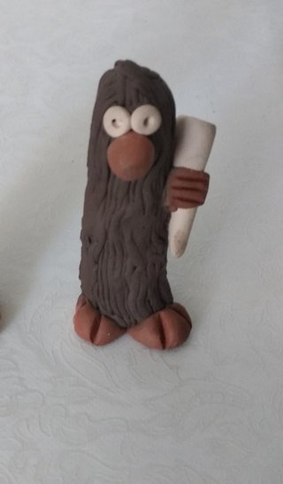 Figura arcilla cavernícola