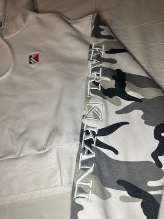 Sudadera Karl Kani Blanca Camo Cropped