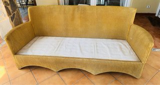 Sofá y sillones de mimbre