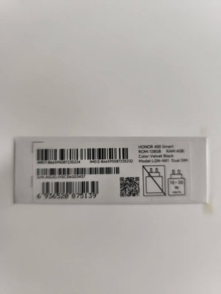 Móvil Honor 400 Smart + Auriculares ZTE Buds2