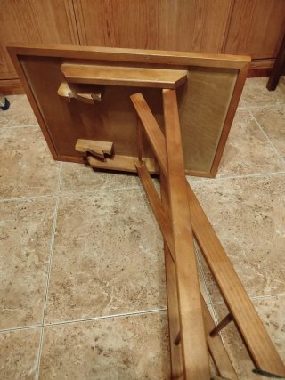 Mesa auxiliar plegable de madera