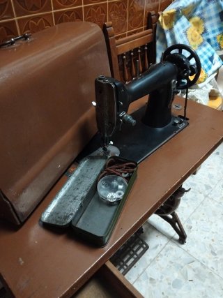 Máquina de coser antigua Sigma