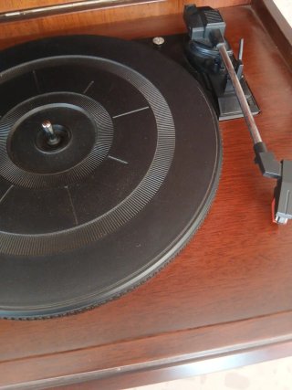 Tocadiscos de época madera Funciona perfectamente