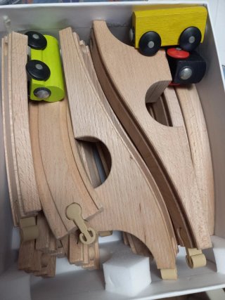 Tren de madera Ikea