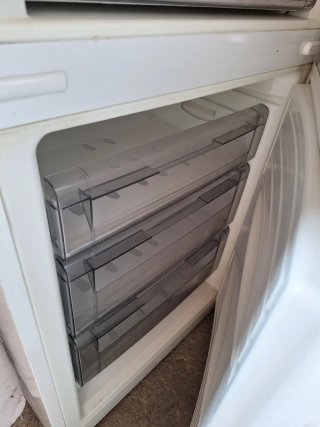 Frigorífico con congelador