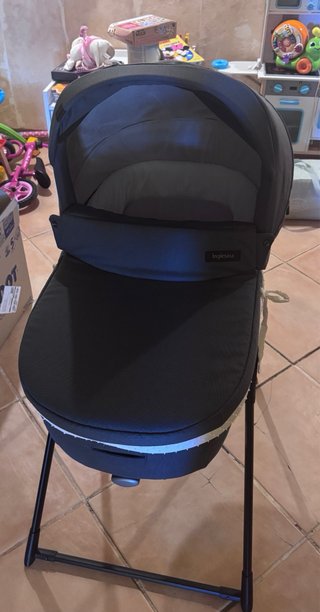Inglesina Aptica 2024 Green Esmeralda + Capazo