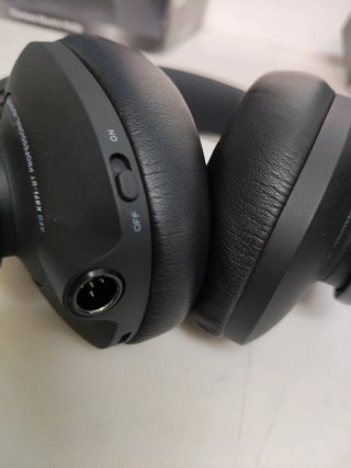 AKG K371-BT Auriculares Bluetooth Cerrados
