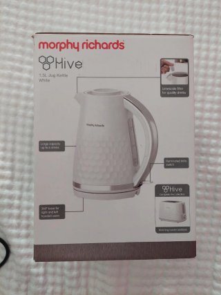 Morphy Richards White Kettle