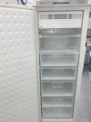 Congelador Vertical Siemens 1.75m x 60cm