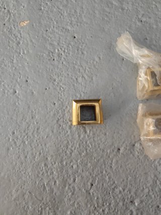 Embellecedores Tubo Cuadrado Dorado