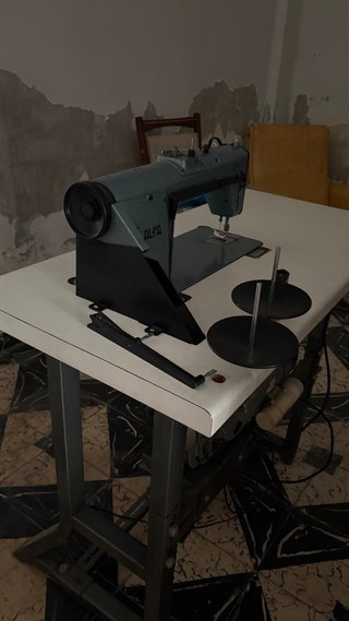 Máquina de coser industrial Alfa