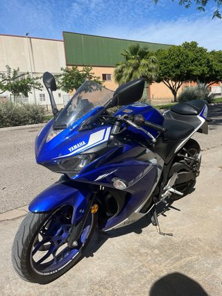 Yamaha YZF R3 Azul/Plata